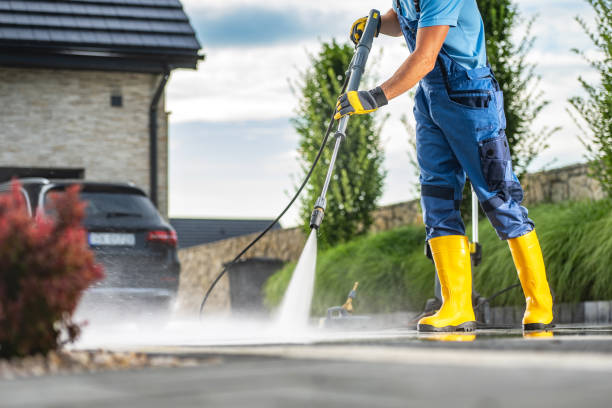 Why Choose Our Certified Pressure Washing Experts for Your Project Needs in Lansdowne, VA?